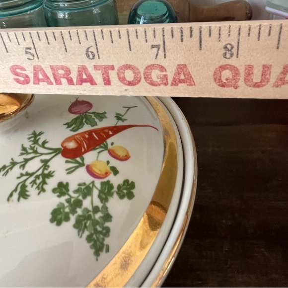 SOLD Vintage Hall China Vegetable Harvest Casserole Dish❤️🥕 - Picture 10 of 13